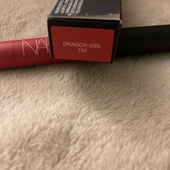 NARS POWERMATTE HIGH-INTENSITY LIP PENCIL IN DRAGON GIRL - Picture 2 of 3